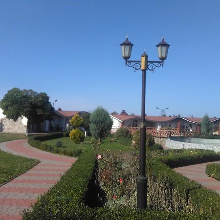 Грк Золота Підкова Motel Chupyra ภายนอก รูปภาพ